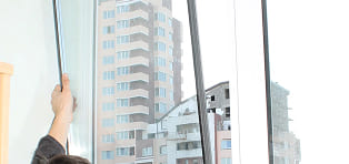Треснуло стекло